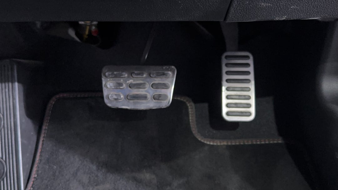 Pedals and Footmat