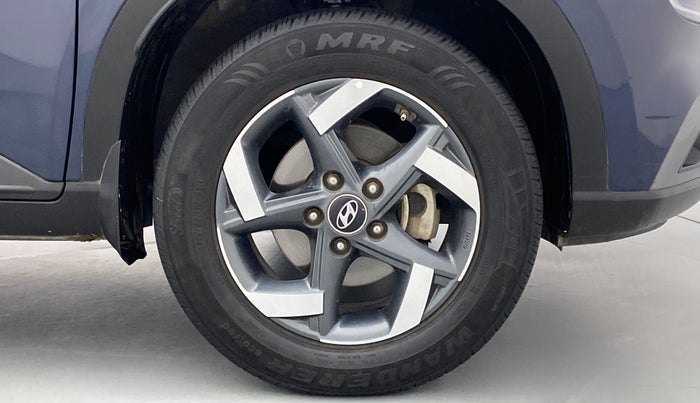2020 Hyundai VENUE 1.0 TURBO GDI SX+ AT, CNG, Automatic, 65,424 km, Right Front Wheel
