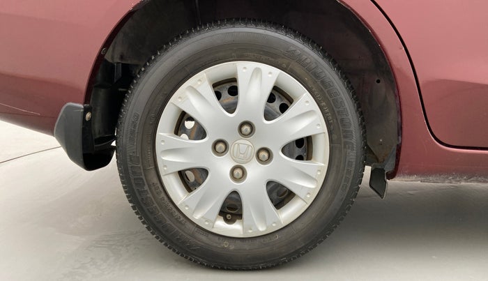 2013 Honda Amaze 1.2L I-VTEC S, Petrol, Manual, 65,872 km, Right Rear Wheel