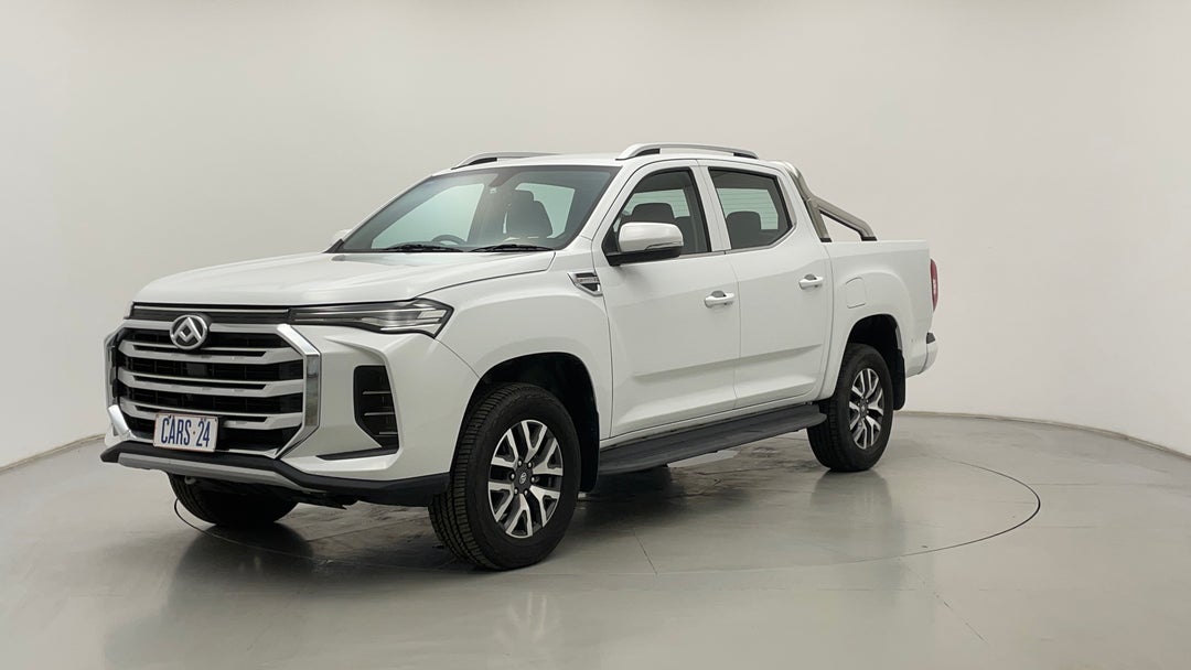 Left Front Diagonal (45- Degree) View