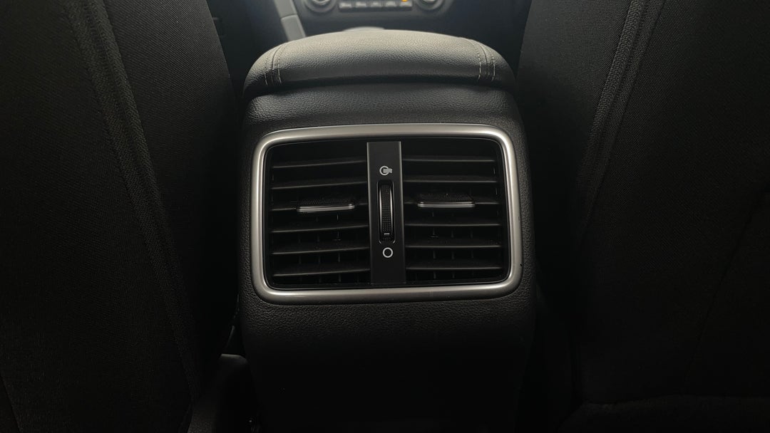 Rear A/C Vent