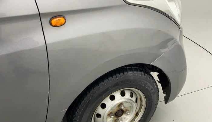 2014 Hyundai Eon ERA +, Petrol, Manual, 53,320 km, Right fender - Minor scratches