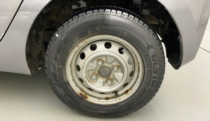 2014 Hyundai Eon ERA +, Petrol, Manual, 53,320 km, Left Rear Wheel
