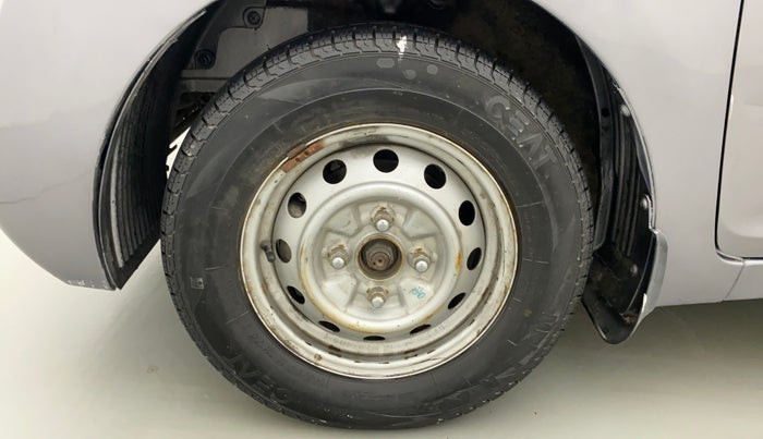 2014 Hyundai Eon ERA +, Petrol, Manual, 53,320 km, Left Front Wheel