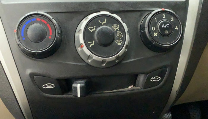 2014 Hyundai Eon ERA +, Petrol, Manual, 53,320 km, AC Unit - Main switch light not functional