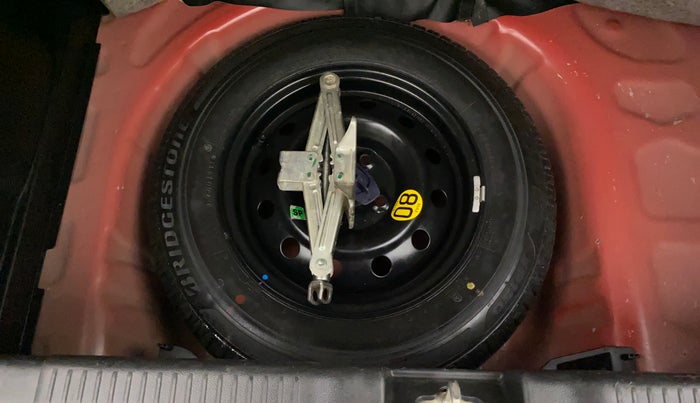 2018 Maruti Swift ZXI AMT, Petrol, Automatic, 58,119 km, Dicky (Boot door) - Tool missing