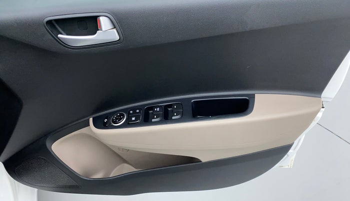 2018 Hyundai Grand i10 ASTA 1.2 KAPPA VTVT, Petrol, Manual, 53,287 km, Driver Side Door Panels Controls