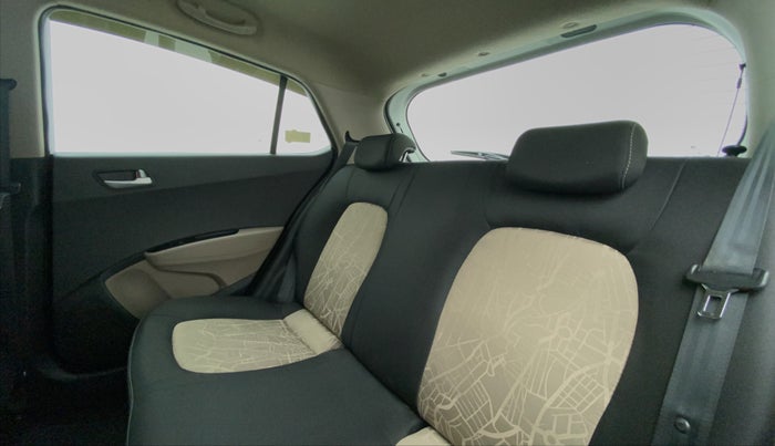 2018 Hyundai Grand i10 ASTA 1.2 KAPPA VTVT, Petrol, Manual, 53,287 km, Right Side Door Cabin View