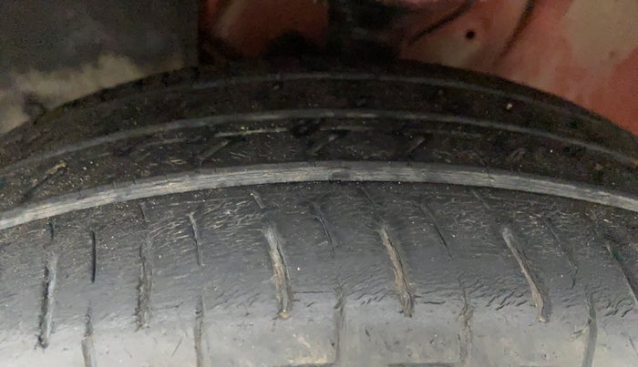 2018 Maruti IGNIS DELTA 1.2 K12, Petrol, Manual, 31,922 km, Left Front Tyre Tread