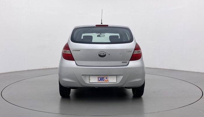 2010 Hyundai i20 MAGNA 1.2 VTVT, Petrol, Manual, 33,607 km, Back/Rear