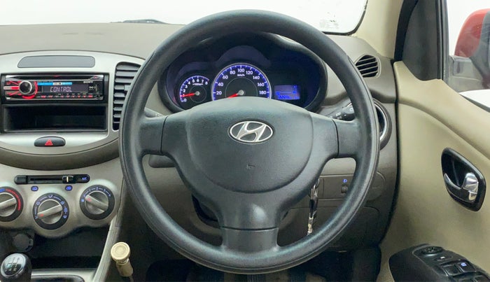 2011 Hyundai i10 MAGNA 1.2 KAPPA2, Petrol, Manual, 32,648 km, Steering Wheel Close Up