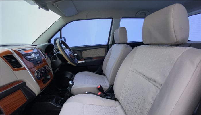 2015 Maruti Wagon R 1.0 VXI, Petrol, Manual, 33,916 km, Right Side Front Door Cabin