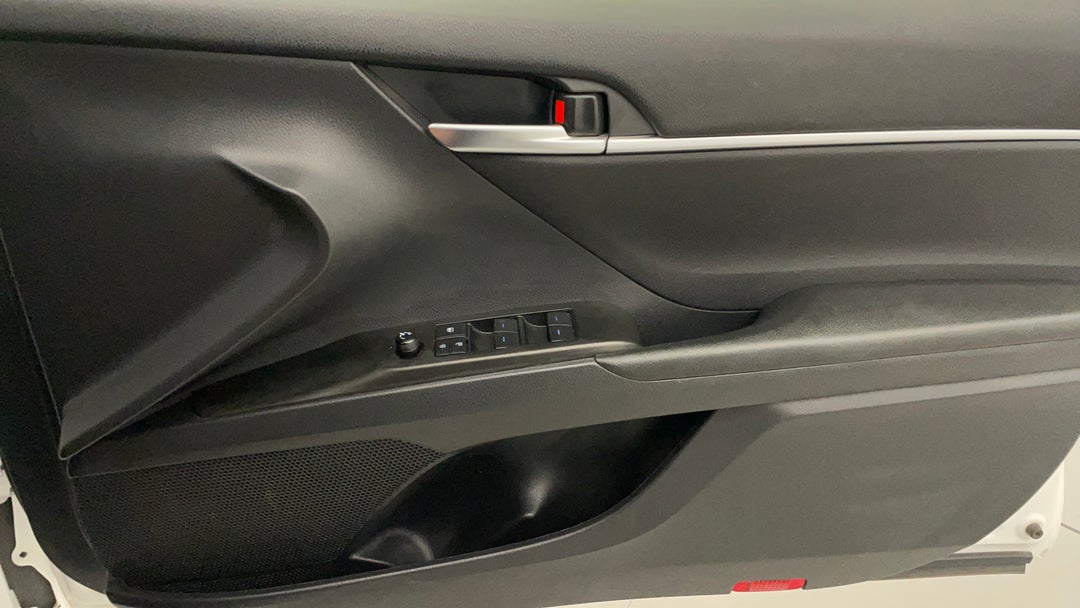 2022 Toyota Camry Ascent, Automatic, 48980 km, Speaker View