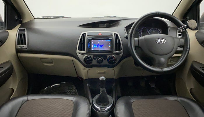 2013 Hyundai i20 MAGNA 1.2, Petrol, Manual, 61,058 km, Dashboard