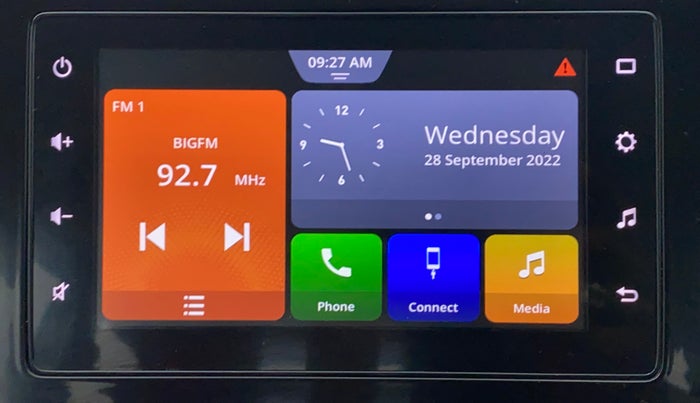 2020 Maruti XL6 ZETA AT SHVS, Petrol, Automatic, 29,511 km, Touchscreen Infotainment System