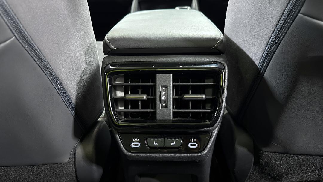 2023 Lexus Rz450e Sports Luxury, Automatic, 27227 km, Rear A/C Vent