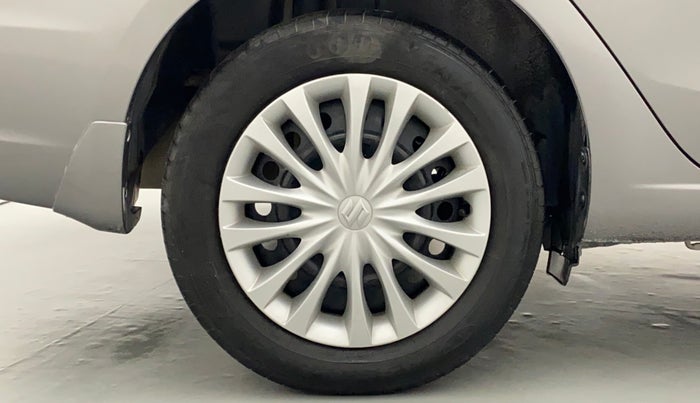 2015 Maruti Ciaz VXI PLUS, Petrol, Manual, 56,914 km, Right Rear Wheel