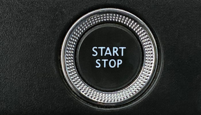 2019 Renault TRIBER 1.0 RXZ, Petrol, Manual, 24,417 km, Keyless Start/ Stop Button