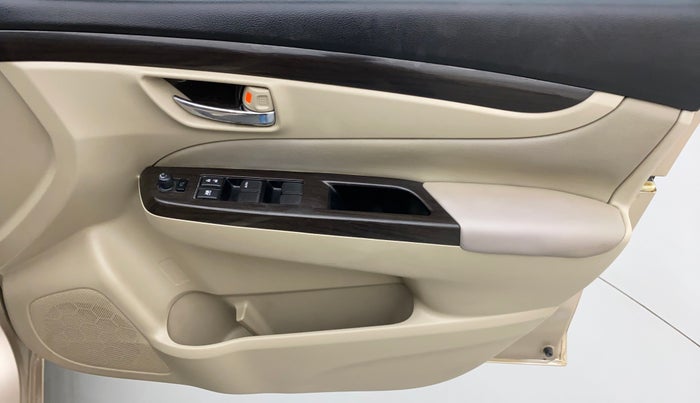 2016 Maruti Ciaz ZXI+, Petrol, Manual, 75,940 km, Driver Side Door Panels Control