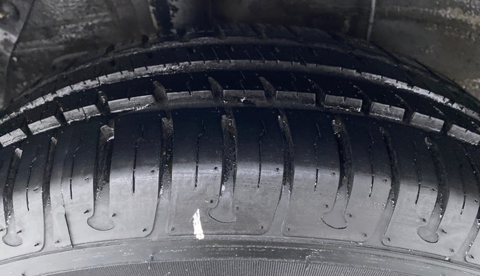 2018 Hyundai Elite i20 SPORTZ 1.2, Petrol, Manual, 37,634 km, Right Rear Tyre Tread