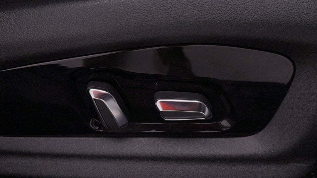 2024 Chery Omoda 5 Bx (basic Version), Automatic, 27285 km, Drivers Side Adjustment Panel