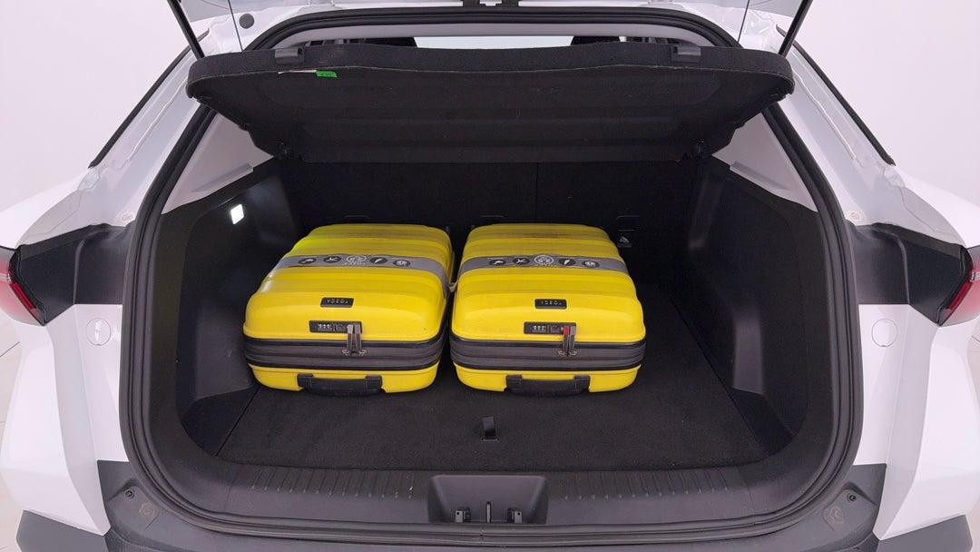 2024 Chery Omoda 5 Bx (basic Version), Automatic, 27285 km, Boot Inside View with Luggage