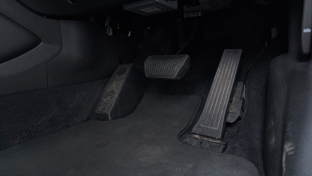 Pedals and Footmat