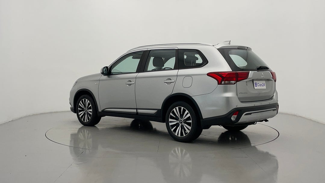 Left Back Diagonal (45- Degree) View