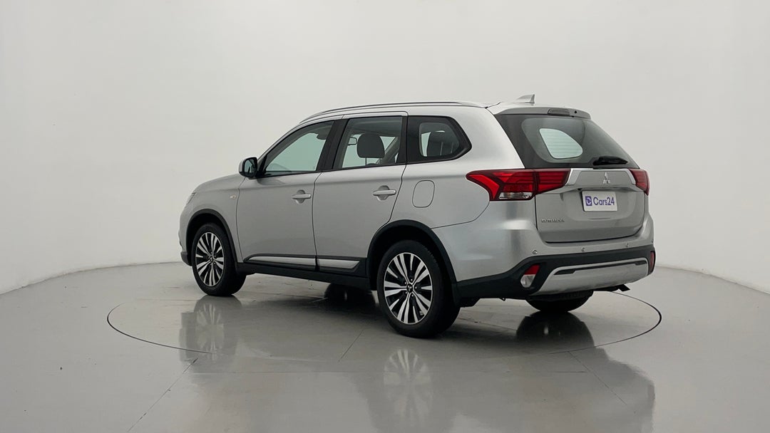 Left Back Diagonal (45- Degree) View