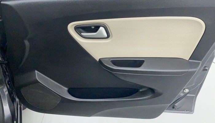 2019 Maruti Alto LXI, Petrol, Manual, 30,161 km, Driver Side Door Panels Control