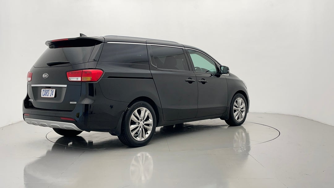 Right Back Diagonal (45- Degree) View