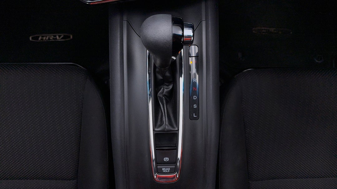 2016 Honda HR-V Vti, Automatic, 141718 km, Gear Lever 