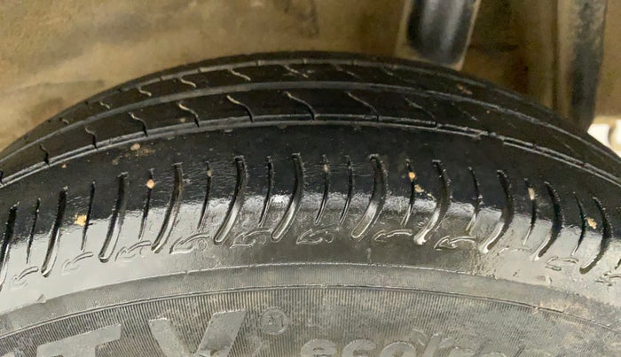 2020 Maruti S PRESSO VXI CNG, CNG, Manual, 64,243 km, Left Rear Tyre Tread