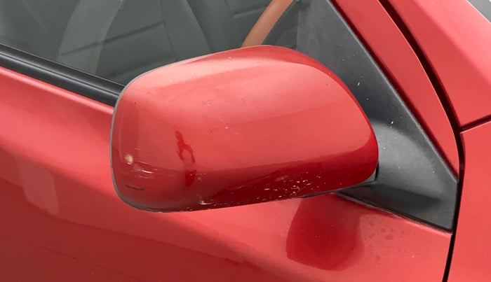 2011 Toyota Etios Liva V, Petrol, Manual, 27,013 km, Right rear-view mirror - Cover has minor damage