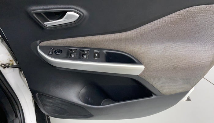 2021 Nissan MAGNITE XV MT, Petrol, Manual, 42,454 km, Driver Side Door Panels Control