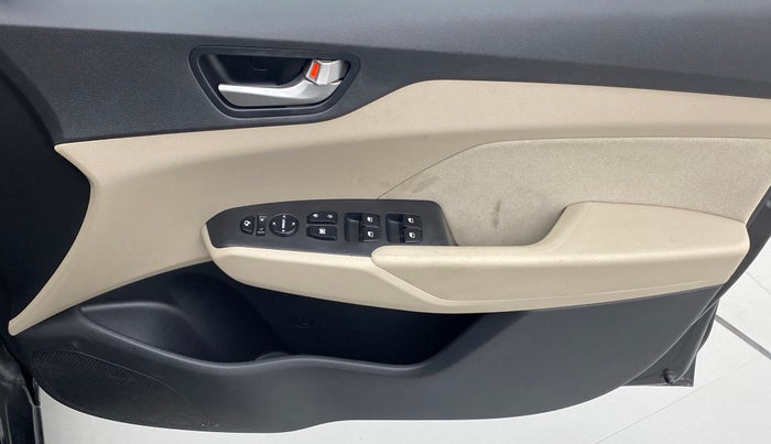 2020 Hyundai Verna SX 1.5 CRDI AT, Diesel, Automatic, 45,062 km, Driver Side Door Panels Control
