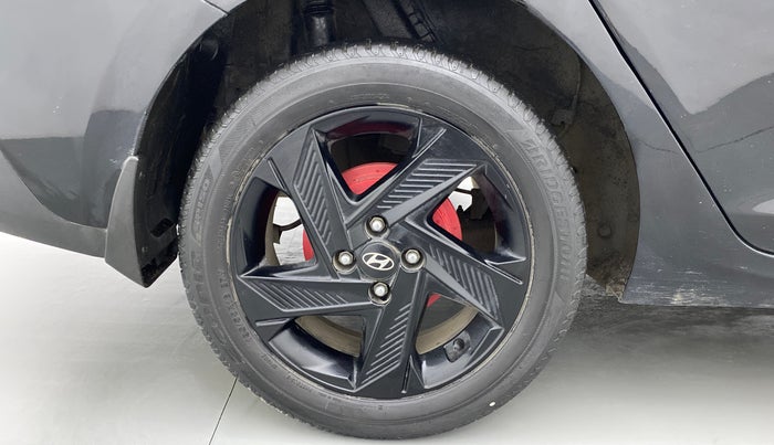 2020 Hyundai Verna SX 1.5 CRDI AT, Diesel, Automatic, 45,062 km, Right Rear Wheel