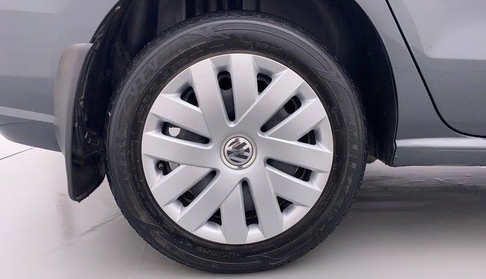 2018 Volkswagen Ameo COMFORTLINE 1.0, Petrol, Manual, 60,118 km, Right Rear Wheel
