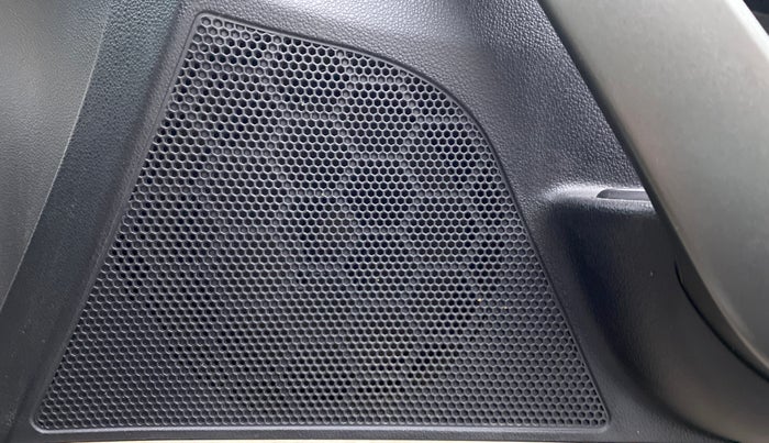 2016 Mahindra XUV500 W8 FWD AT, Diesel, Automatic, 69,471 km, Speaker