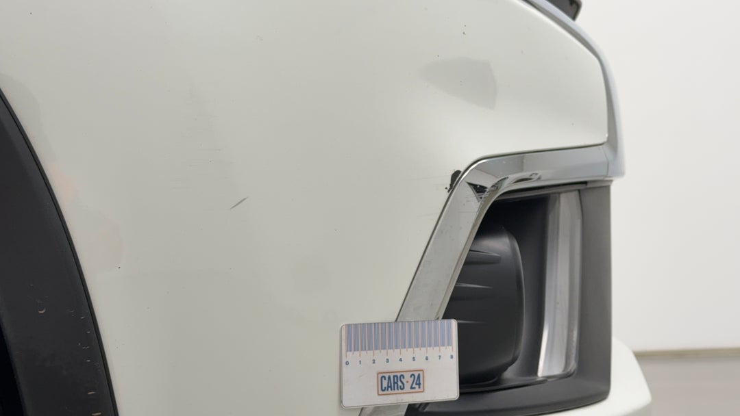 Bumper Front Scratch