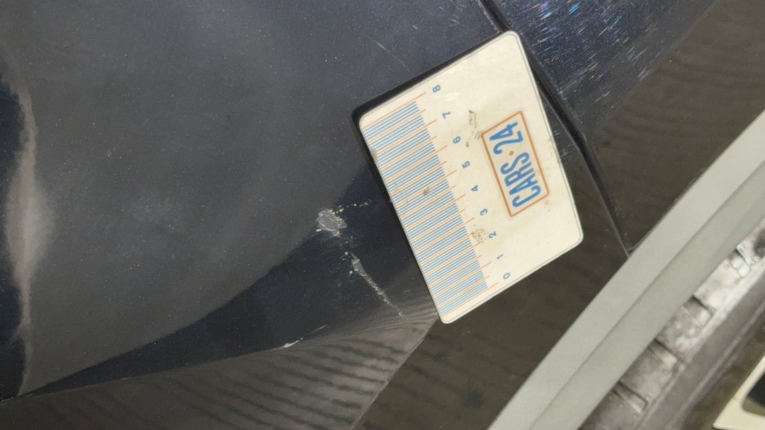 Quarter Panel Rear RHS Paint blemish