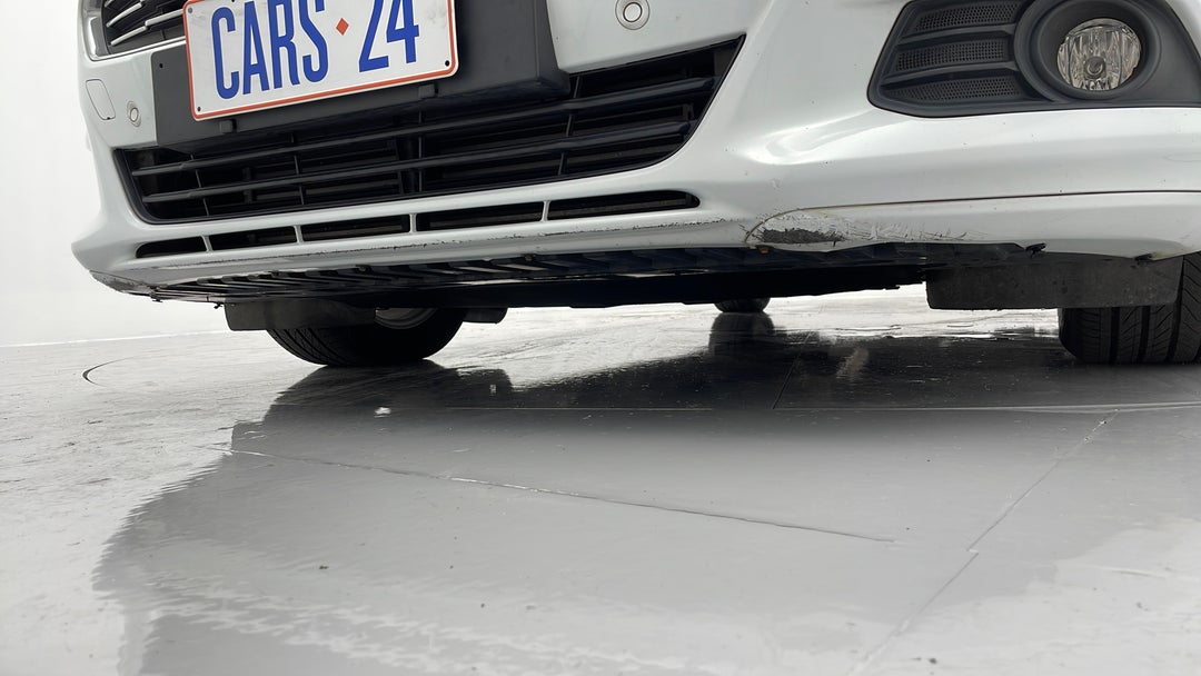 Bumper Front Scratch