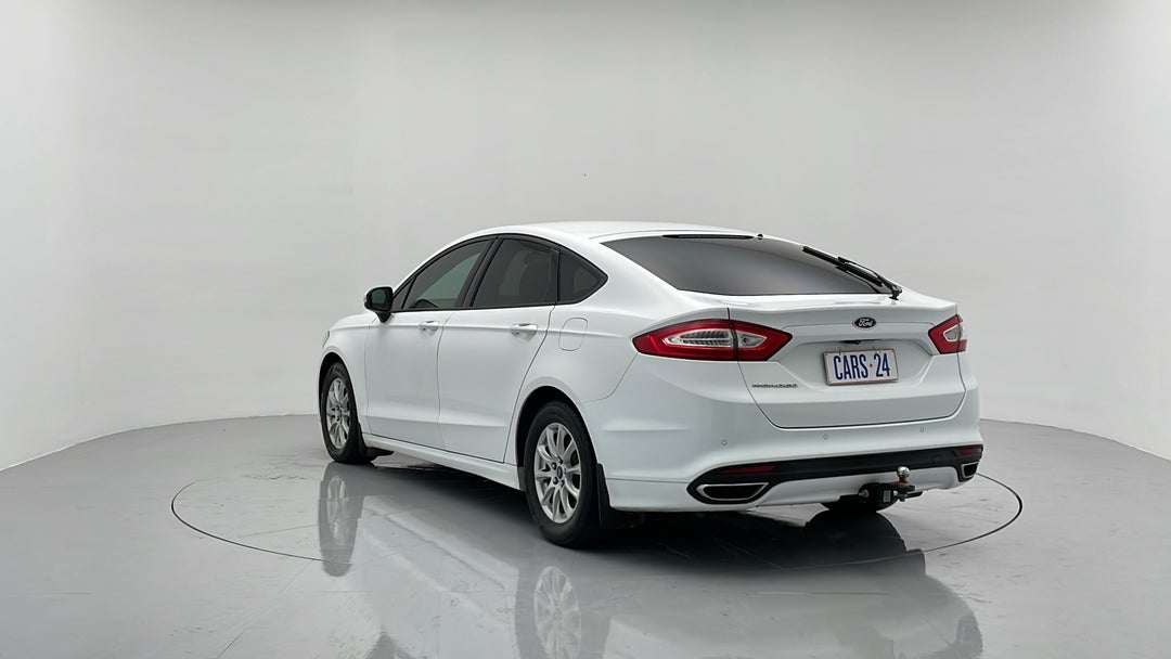 Left Back Diagonal (45- Degree) View