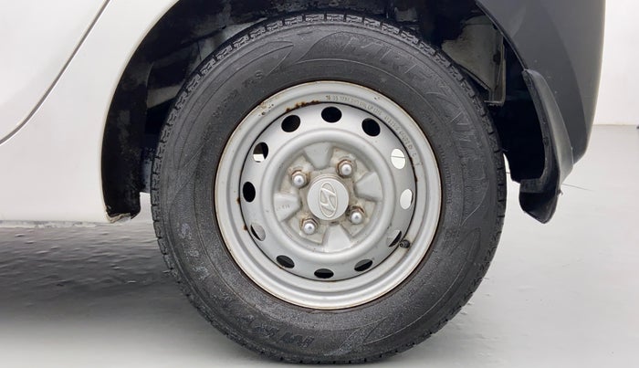2016 Hyundai Eon D LITE PLUS(O), Petrol, Manual, 43,717 km, Left Rear Wheel