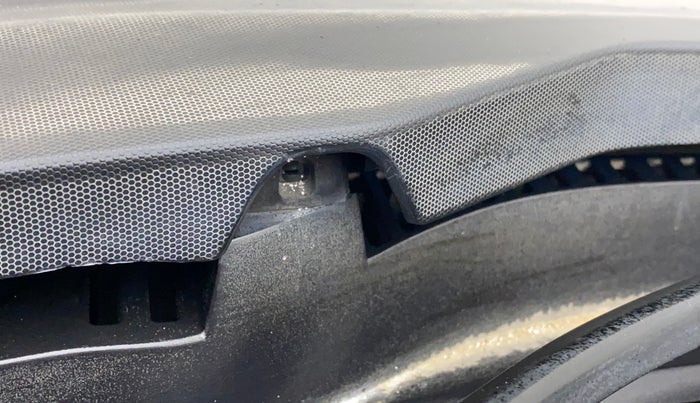 2018 Tata NEXON XM PETROL, Petrol, Manual, 1,01,823 km, Front windshield - Wiper nozzle not functional