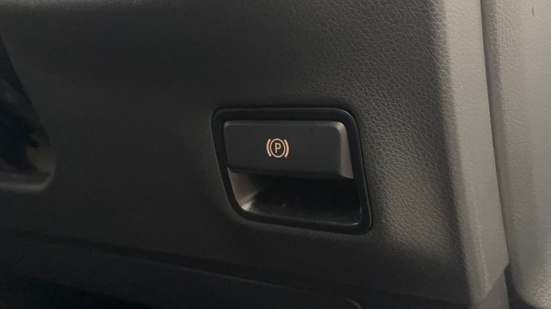 2019 Mercedes-benz GLA 180, Automatic, 41083 km, Handbrake