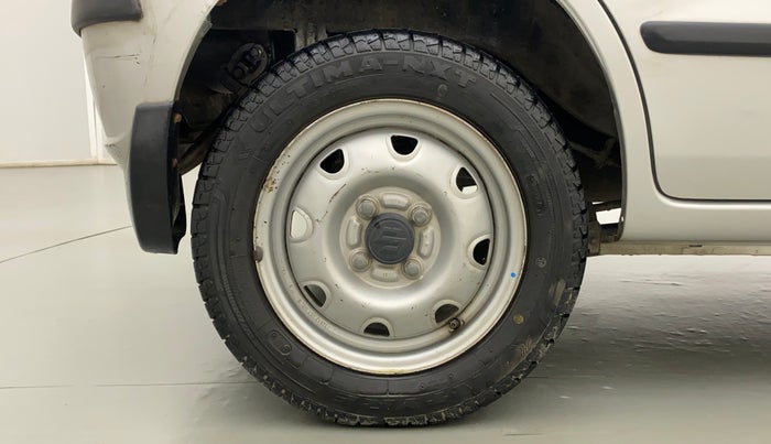 2011 Maruti Zen Estilo LXI, Petrol, Manual, 45,497 km, Right Rear Wheel