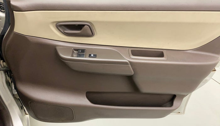 2011 Maruti Zen Estilo LXI, Petrol, Manual, 45,497 km, Driver Side Door Panels Control
