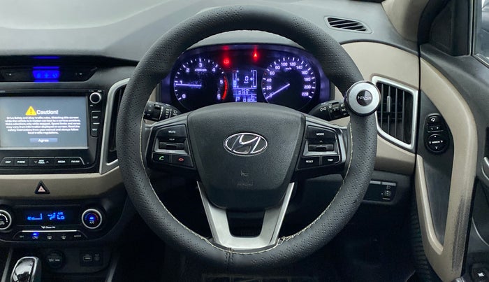 2016 Hyundai Creta SX PLUS AT 1.6 DIESEL, Diesel, Automatic, 1,01,807 km, Steering Wheel Close Up