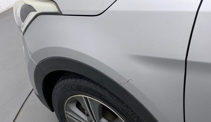 2016 Hyundai Creta SX PLUS AT 1.6 DIESEL, Diesel, Automatic, 1,01,807 km, Left fender - Slightly dented
